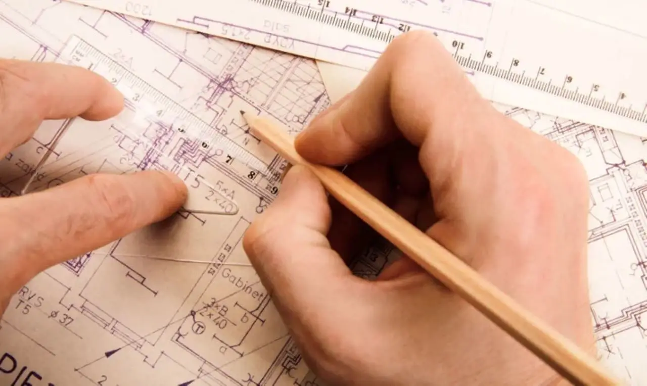 Sorprese nella ristrutturazione? Ecco quanto costa davvero un architetto all’ora