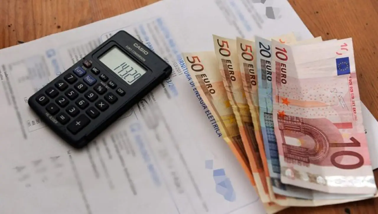 Allarme movimento sospetto sul conto? Ecco la procedura urgente per bloccare tutto e non perdere soldi